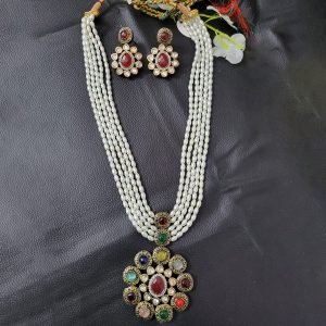 Handmade Pendant Set - Kosha